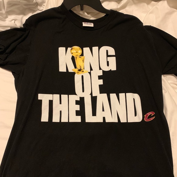 Majestic Other - LeBron James “King of the Land” Majestic Large